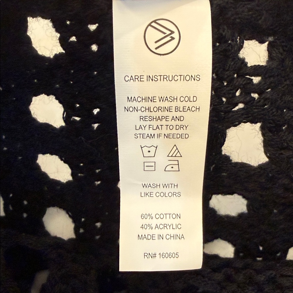 NWT Savvi Women’s Dana Crochet Knit Bell Sleeve Black Sweater Size S - Picture 9 of 9